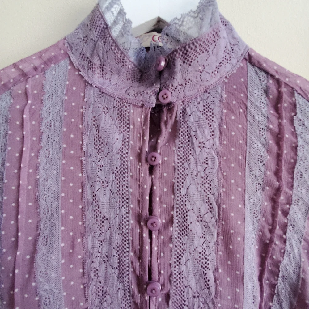Vintage purple blouse with lace, long sleeve, Semi Sheer, Medium Size - Picture 4 of 9